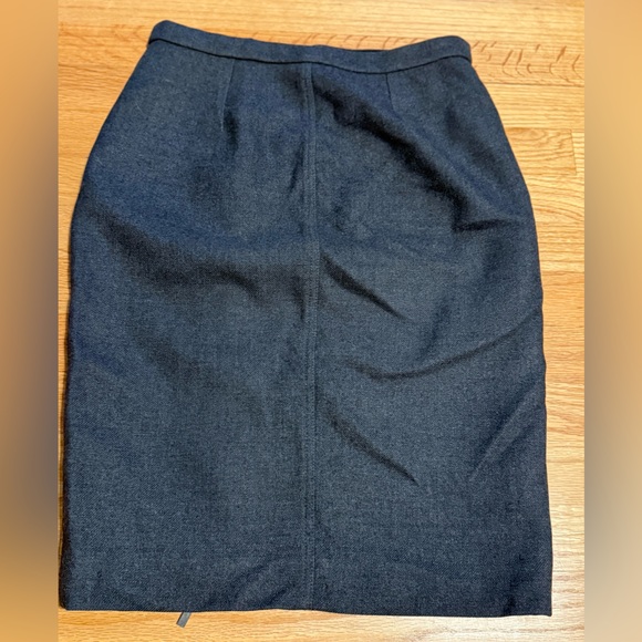 J. Crew Black Wool Skirt. Zip Details - Picture 2 of 4